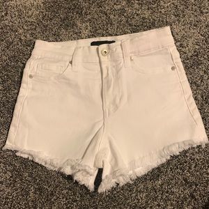 Kendall + Kylie size 0/24 white high rise jean shorts